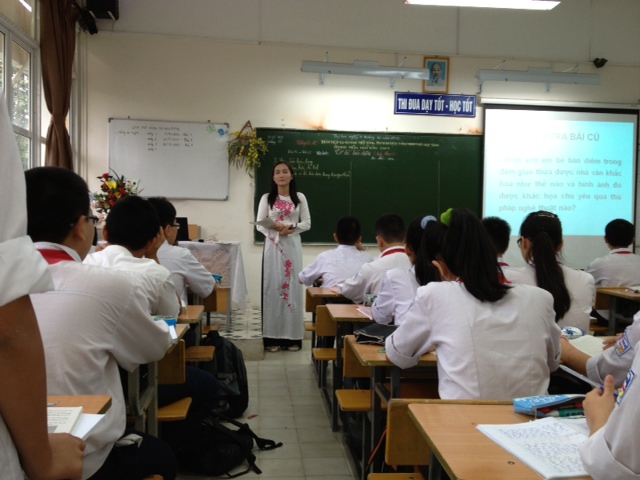 Cô Chu Thanh Hương và cô Nguyễn Minh Dương đạt giải Nhì cuộc thi GVDG môn Văn