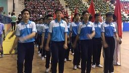 Tham gia diễu hành khai mạc Đại hội TDTT