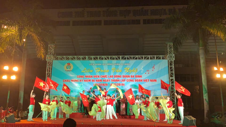 Tham dự liên hoan Văn nghệ của Công nhân viên chức lao động Quận Ba Đình