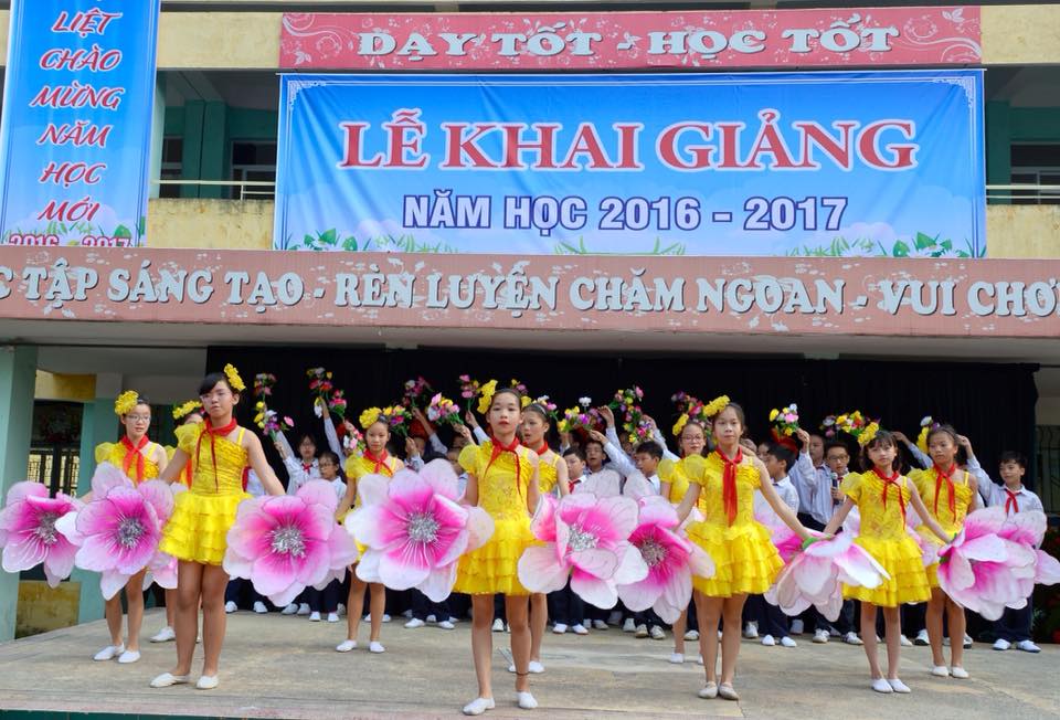 Khai giảng năm học mới 2016-2017