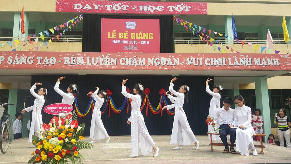 Bế giảng năm học 2015-2016