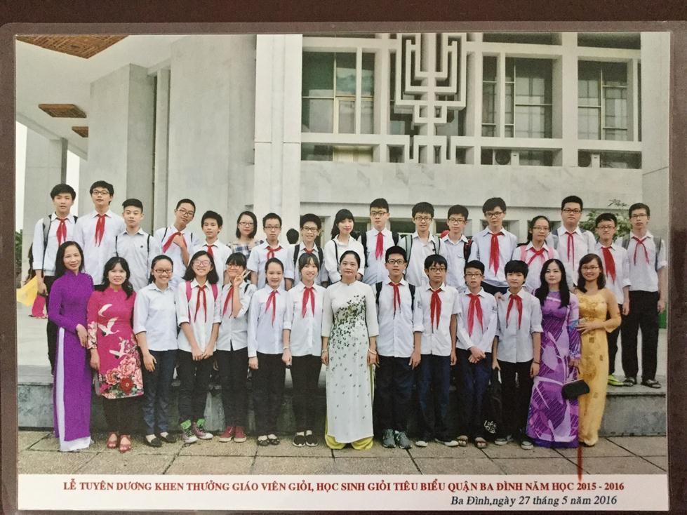 Giáo viên và học sinh dự lễ tuyên dương, khen thưởng quận Ba Đình