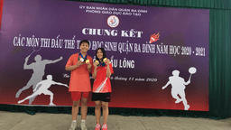 Thi đấu cầu lông cấp Quận