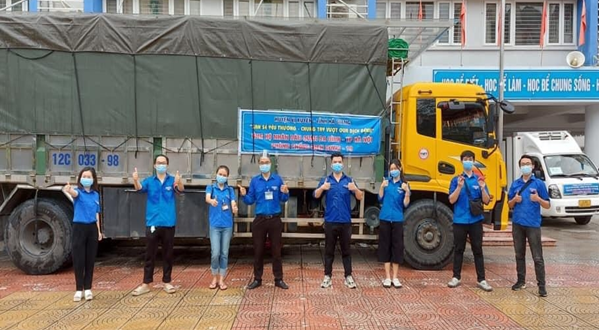 Trường THCS Phan Chu Trinh – điểm cầu kết nối yêu thương, đoàn kết chống dịch Covid – 19