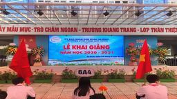 Trường THCS Phan Chu Trinh hân hoan chào đón năm học mới