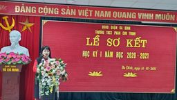 Lễ sơ kết học kỳ I trong Hội đồng sư phạm  của trường THCS Phan Chu Trinh năm học 2020 – 2021