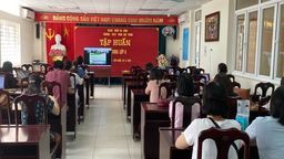 Trường THCS Phan Chu Trinh tham gia tập huấn sử dụng sách giáo khoa lớp 6  theo chương trình giáo dục phổ thông 2018