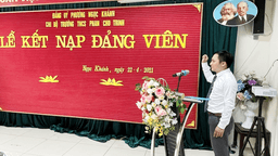 Chi bộ trường THCS Phan Chu Trinh kết nạp Đảng viên mới