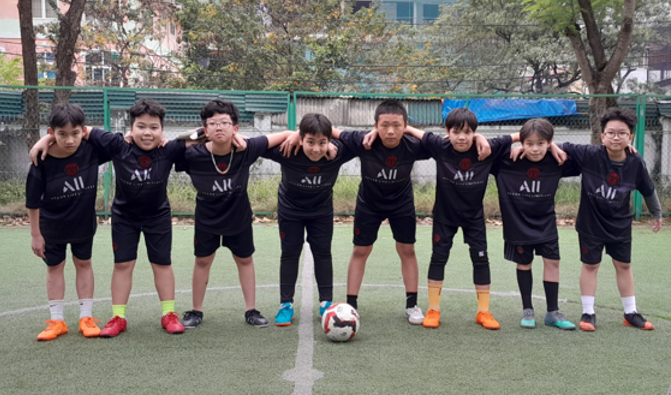 Trường THCS Phan Chu Trinh tổ chức giải bóng đá học sinh nam khối 6 năm học 2022 - 2023