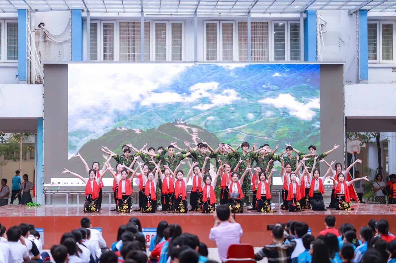 Hòa nhịp yêu thương - Tri ân thầy cô