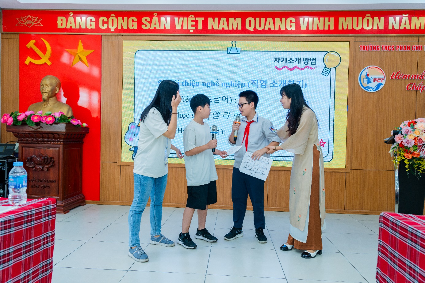 Một ngày làm đại sứ giao lưu