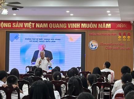 Talkshow "Khám phá bí mật giọng nói vàng và nghệ thuật biểu cảm"