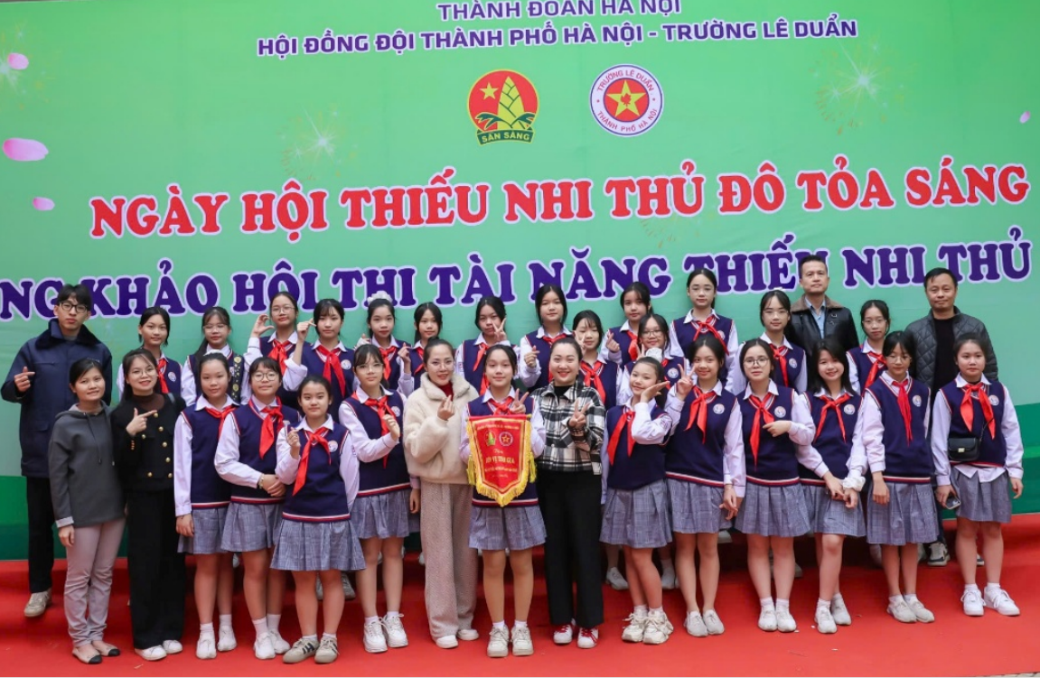 Học sinh Phan Chu Trinh toả sáng trong “Ngày hội thiếu nhi Thủ đô toả sáng”