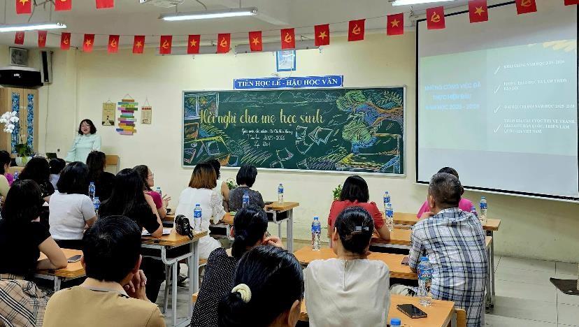 Điểm nhấn từ cuộc họp phụ huynh đầu năm học 2025 – 2026 của trường THCS Phan Chu Trinh