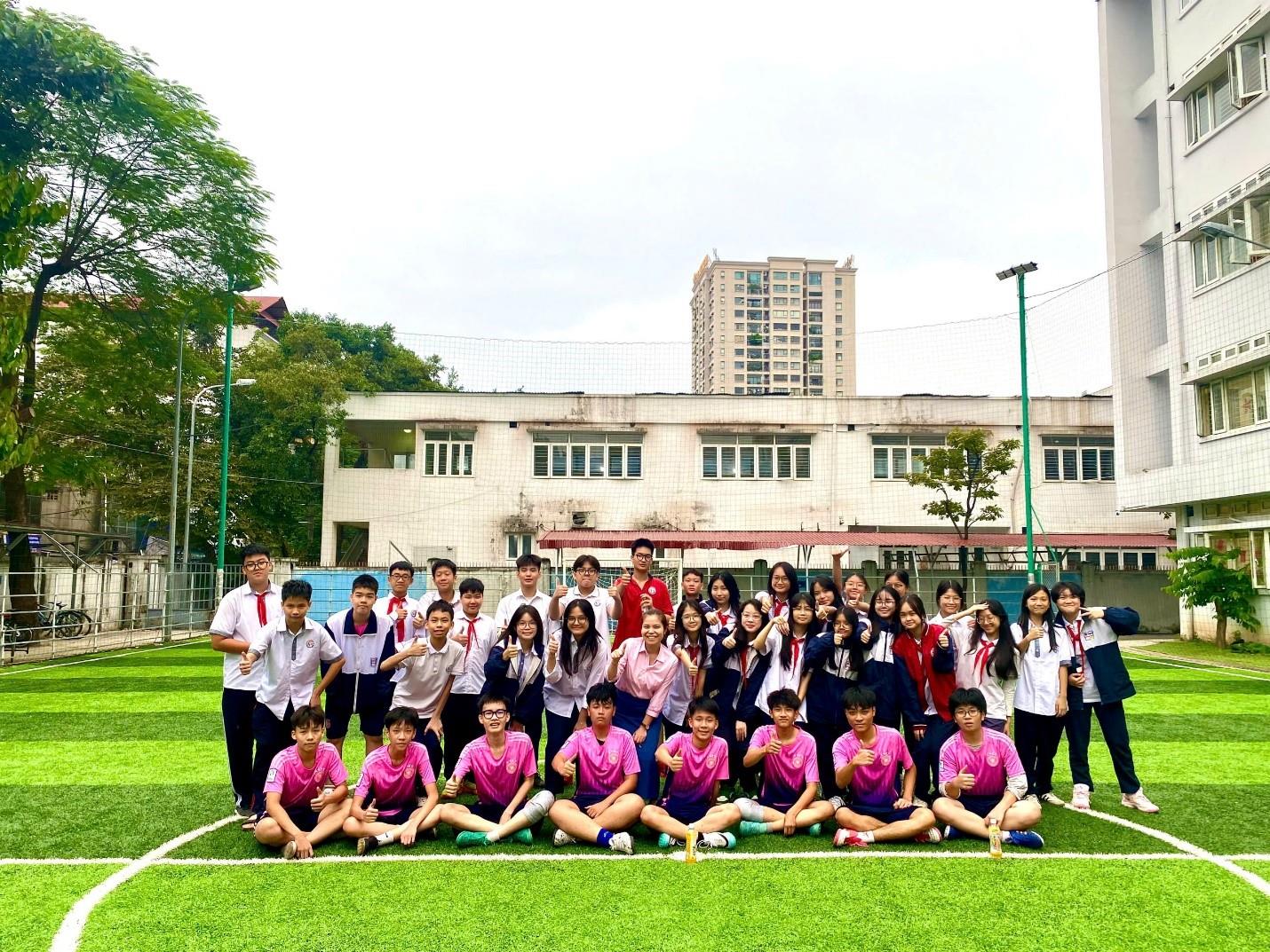 Vị ngọt đầu tiên: 9A1 và bài học về sự kiên trì trên sân cỏ