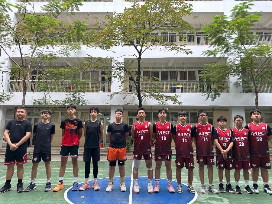 Giải bóng rổ lớp 9 – Trận đấu bùng nổ giữa 9A4 và 9A9