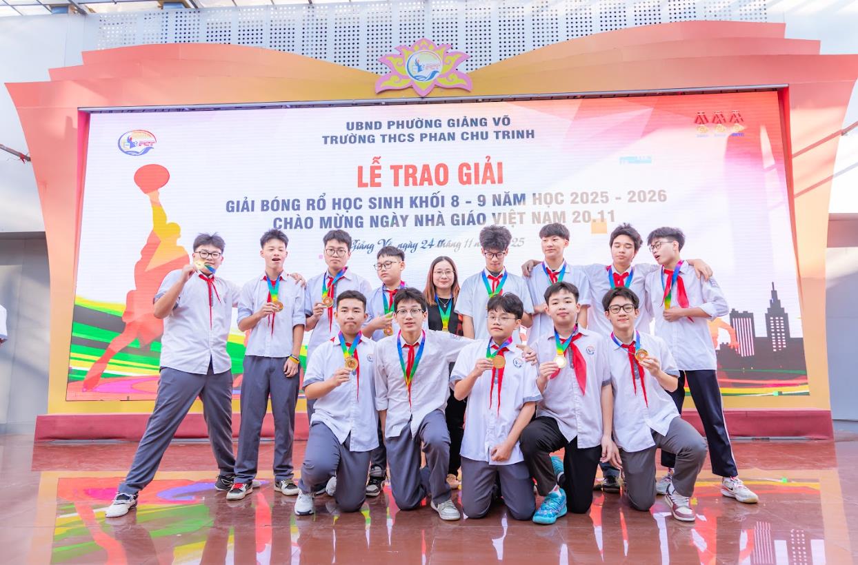 Lễ trao giải thể dục thể thao khối 8 – 9 chào mừng ngày nhà Giáo Việt Nam năm học 2025 – 2026