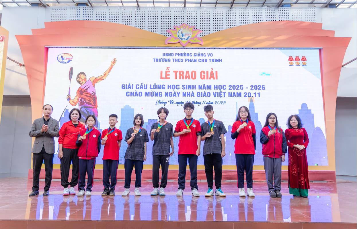 Lễ trao giải cầu lông cấp trường chào mừng ngày nhà giáo Việt Nam năm học 2025 – 2026