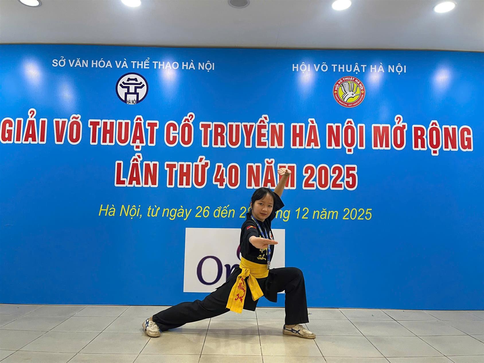 Phí Phương Ngân – Chủ nhân Huy chương Bạc Cuộc thi Võ thuật Cổ truyền Hà Nội mở rộng