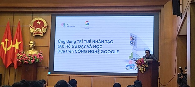 Tham dự Khai mạc khoá bồi dưỡng, tập huấn ứng dụng AI trong quản lý, dạy và học