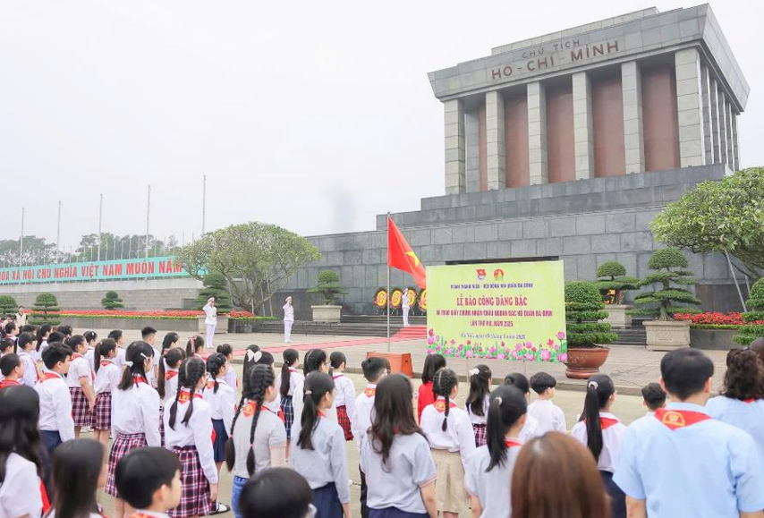 Tự hào học sinh Phan Chu Trinh tại Đại hội Cháu ngoan Bác Hồ quận Ba Đình