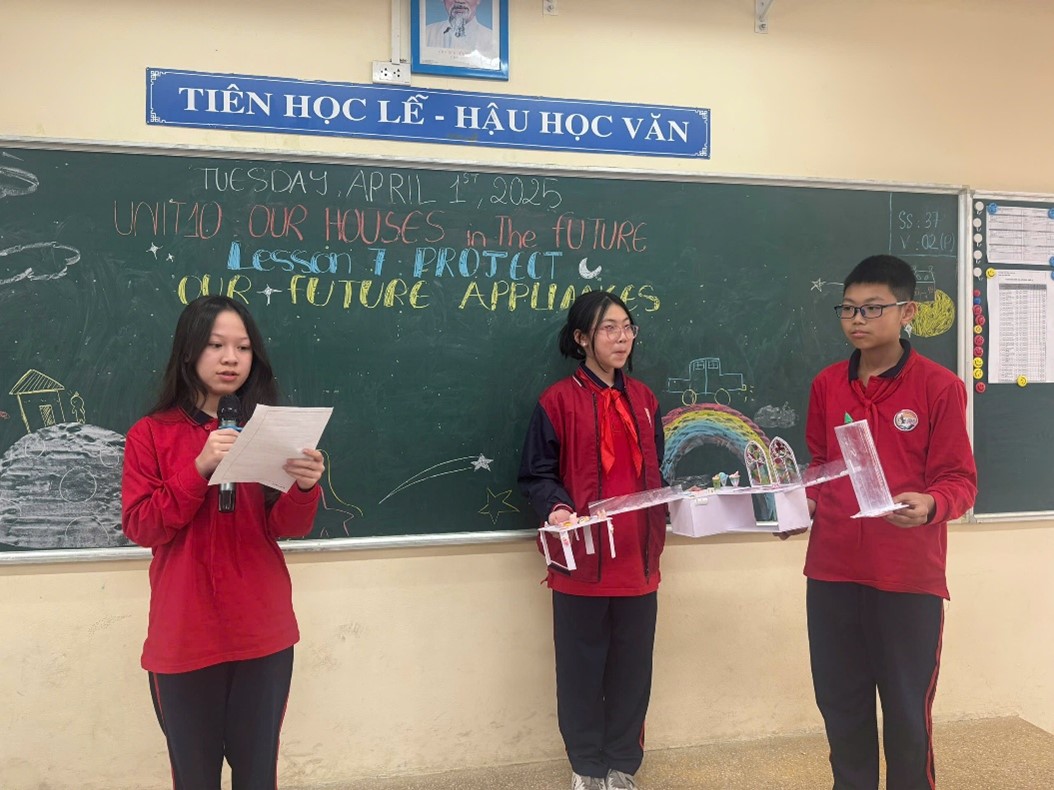 Lớp 6A6 sáng tạo trong tiết Project: Thiết kế thiết bị thông minh cho ngôi nhà tương lai