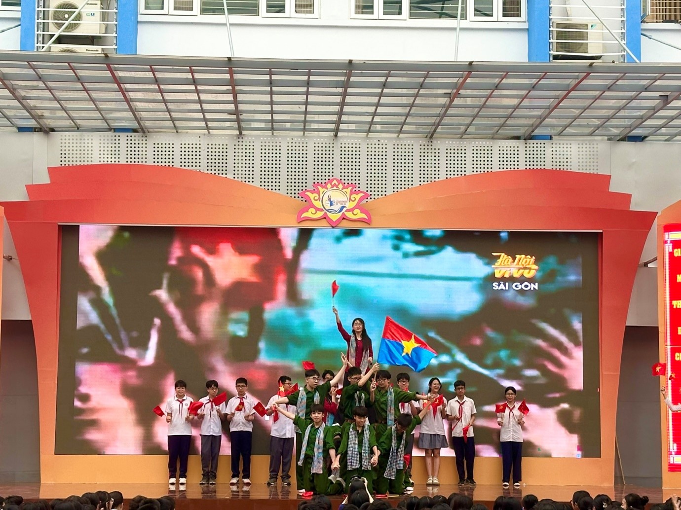 "Viết tiếp câu chuyện hòa bình" -Tự hào về hòa bình, độc lập, thống nhất đất nước