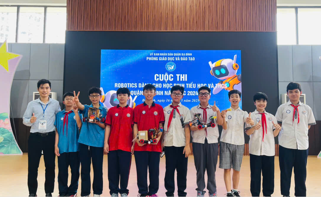 Trường THCS Phan Chu Trinh với cuộc thi Robotics quận Ba Đình Năm học 2024 – 2025