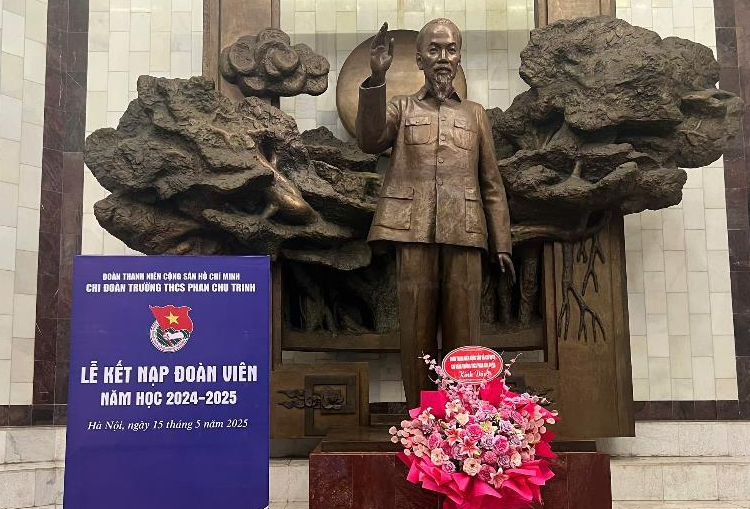 Lễ kết nạp đoàn viên năm 2025