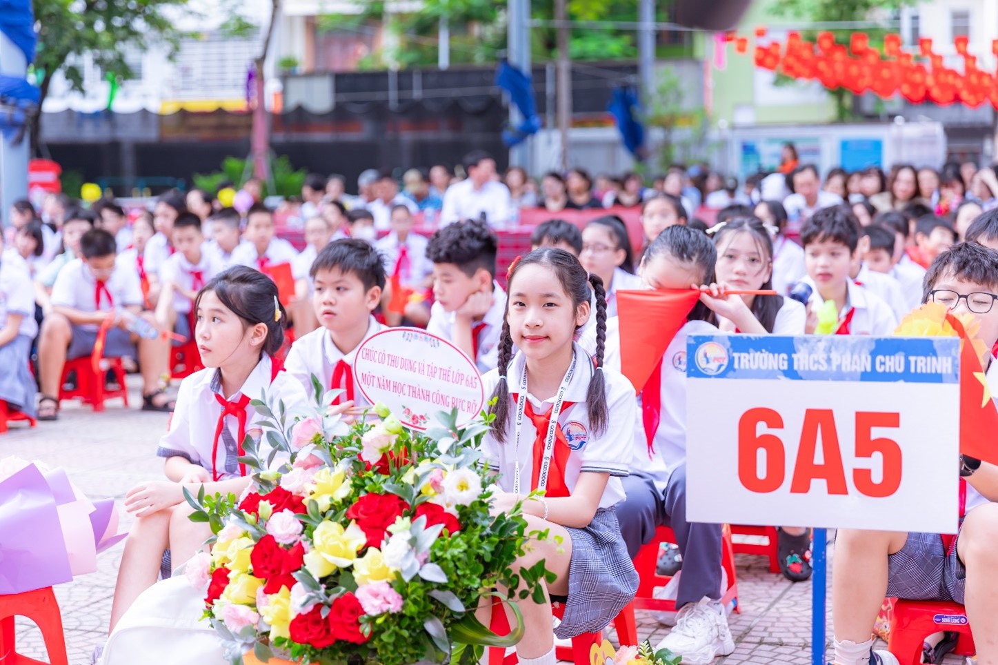 Ngày đầu ở trường Phan – em thấy mình chạm vào ước mơ.