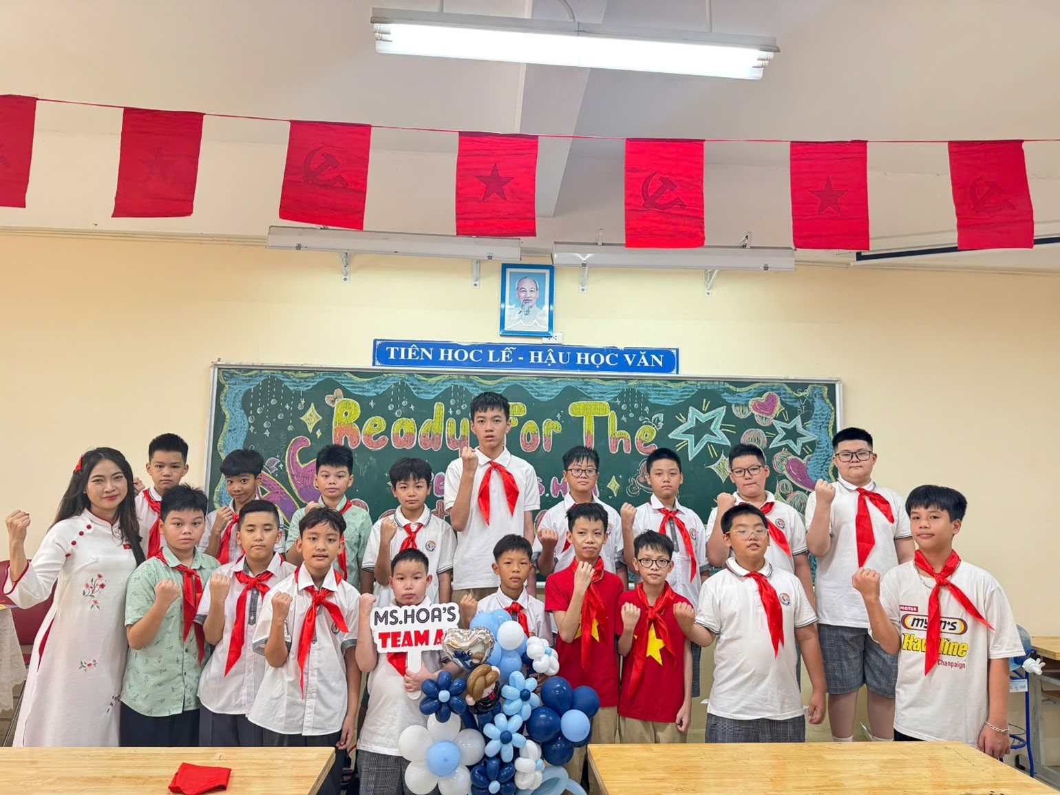 Kỉ niệm đầu tiên dưới mái trường THCS Phan Chu Trinh, ngôi trường mở ra ước mơ của em