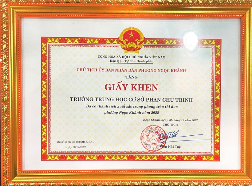 C:\Users\User\Desktop\truyền thông tháng 12\z3995474083713_89f85ab9817645a0b305154e1b5c01e7.jpg