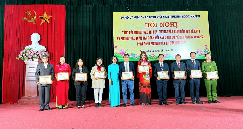 https://ngockhanh.badinh.hanoi.gov.vn/documents/1205867/0/tong+ket+2022+%2812%29.jpg/5dee5e8a-3341-ba02-8163-072474621947?t=1672221280648
