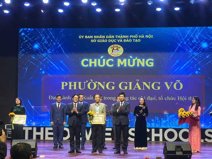 Tự hào ngành Giáo dục và Đào tạo phường Giảng Võ gặt hái thành công rực rỡ- Ảnh 1.