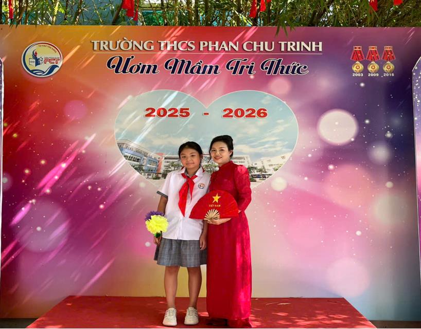 Xúc cảm đặc biệt trong Lễ khai trường của một “tân binh”