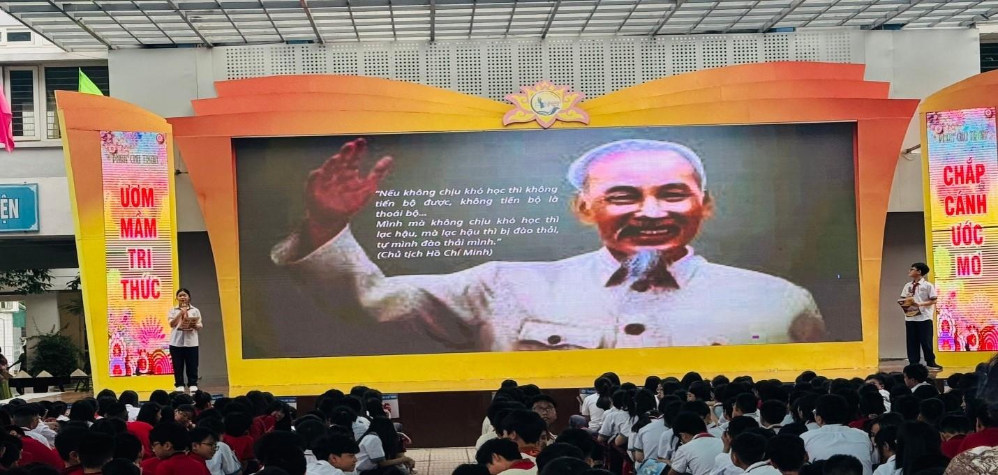 Hoạt động ngoài giờ lên lớp tháng 5 Mừng sinh nhật Bác – Lan tỏa những giá trị tốt đẹp từ tấm gương đạo đức Hồ Chí Minh.